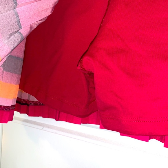 RARE LULULEMON SKORT! Get it before it is GONE!! Size 2 - Picture 8 of 9